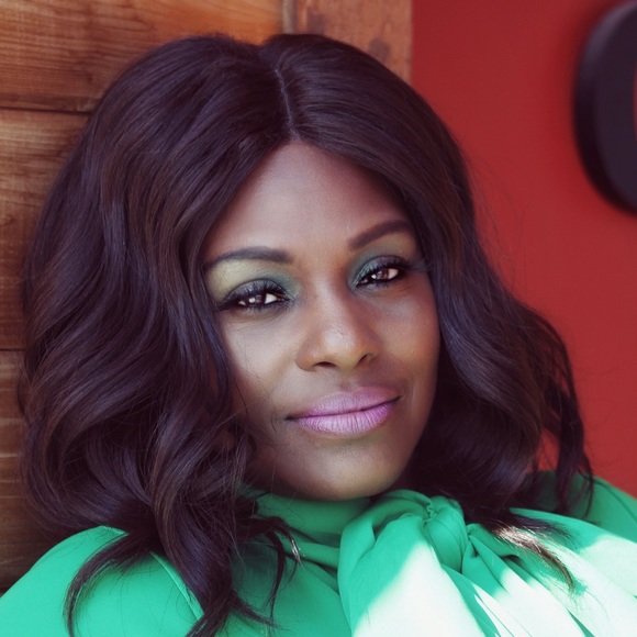 Meet your Posher, Inger - Picture 1 of 1